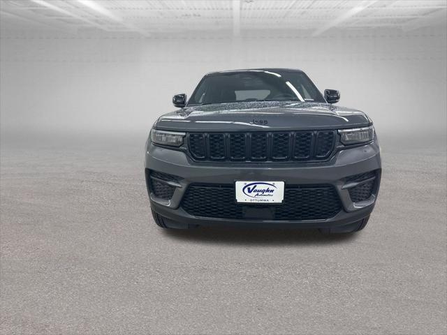 new 2025 Jeep Grand Cherokee car, priced at $38,999