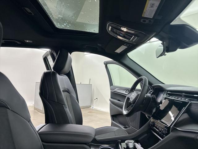 new 2025 Jeep Grand Cherokee car, priced at $38,999