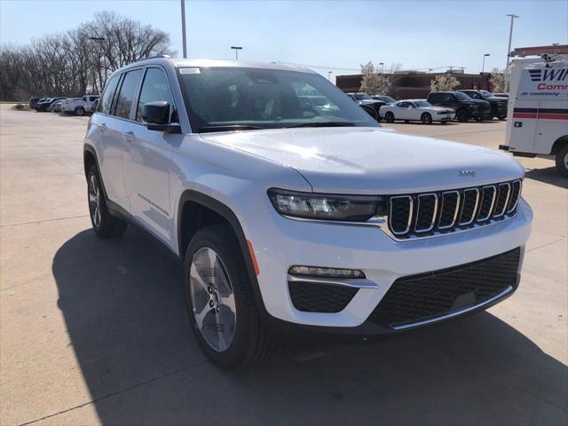 new 2025 Jeep Grand Cherokee car, priced at $45,489