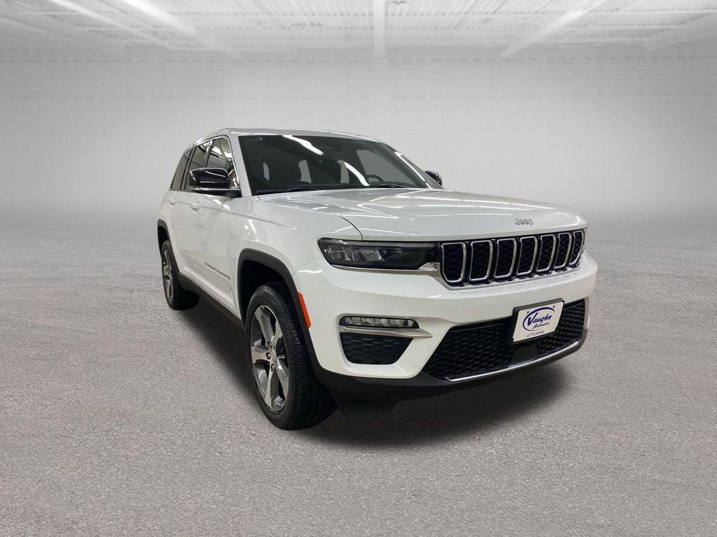 new 2025 Jeep Grand Cherokee car, priced at $46,790
