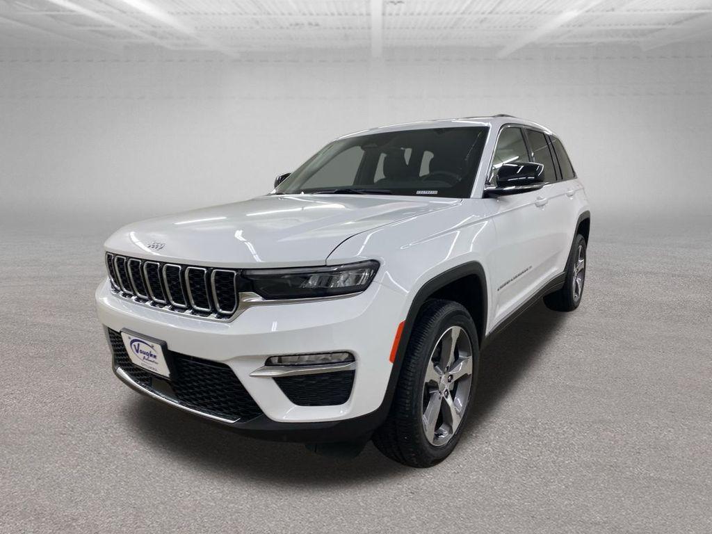 new 2025 Jeep Grand Cherokee car, priced at $46,790