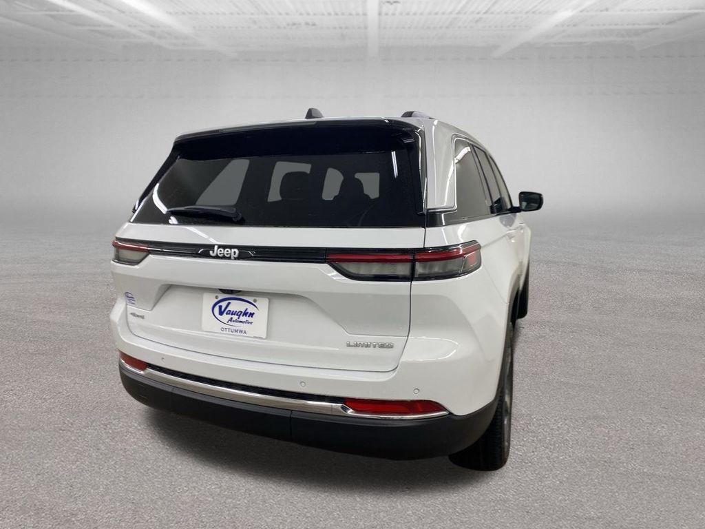 new 2025 Jeep Grand Cherokee car, priced at $46,790