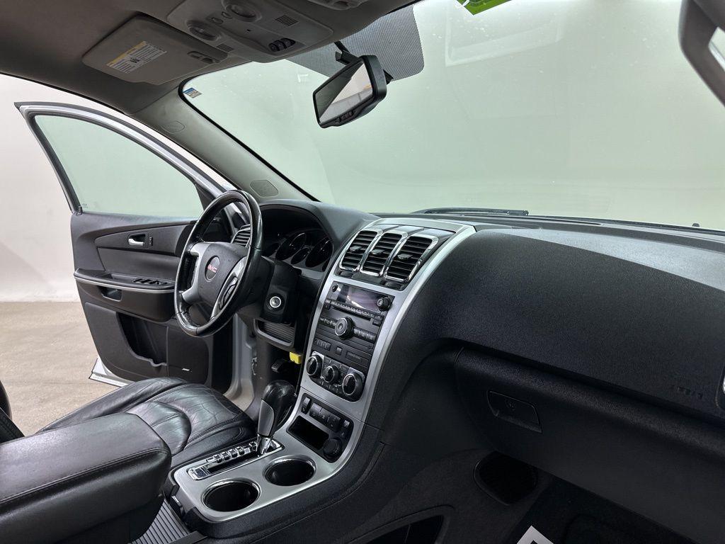 used 2012 GMC Acadia car, priced at $5,500