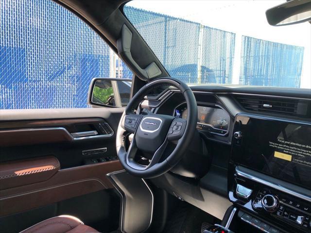 new 2025 GMC Sierra 1500 car, priced at $75,755