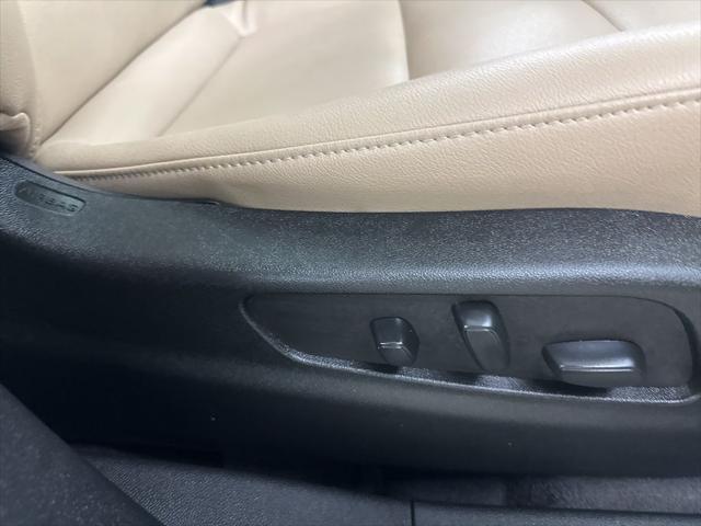 used 2024 Cadillac XT4 car, priced at $36,399