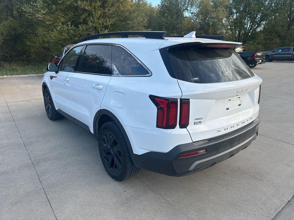 used 2022 Kia Sorento car, priced at $17,999