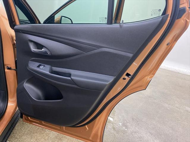 new 2025 Buick Envista car, priced at $25,456