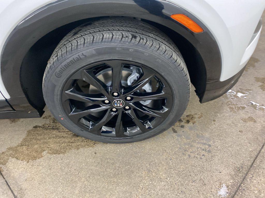 new 2025 Buick Encore GX car, priced at $26,899