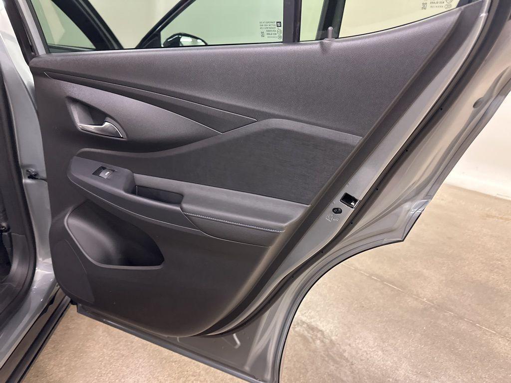 new 2025 Buick Envista car, priced at $26,499
