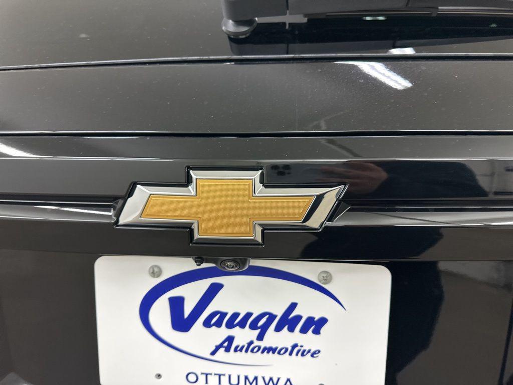new 2026 Chevrolet Traverse car, priced at $42,850