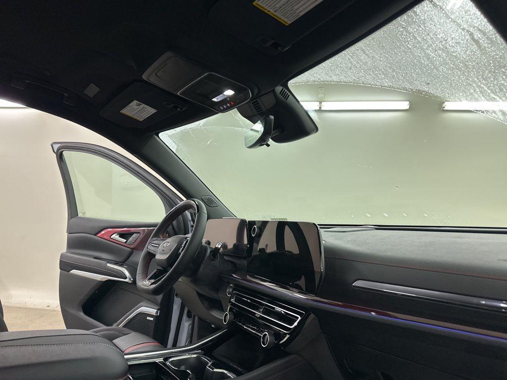 new 2026 Chevrolet Traverse car, priced at $57,561