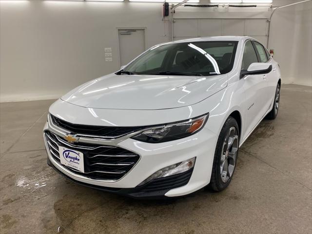 new 2025 Chevrolet Malibu car, priced at $26,099