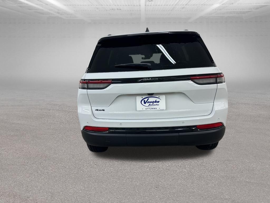 new 2025 Jeep Grand Cherokee car, priced at $39,471