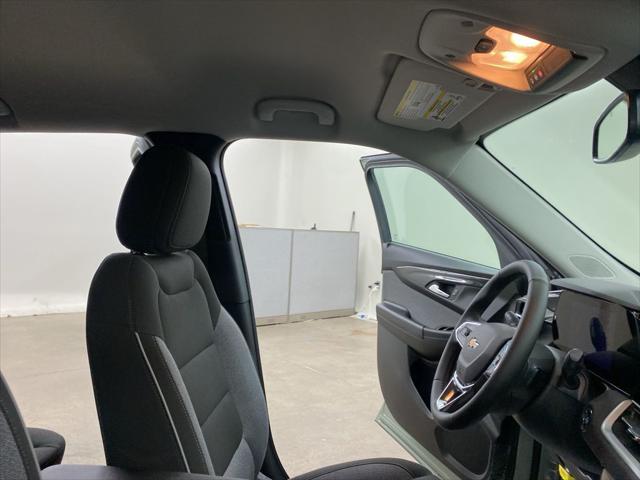 new 2025 Chevrolet TrailBlazer car, priced at $27,334