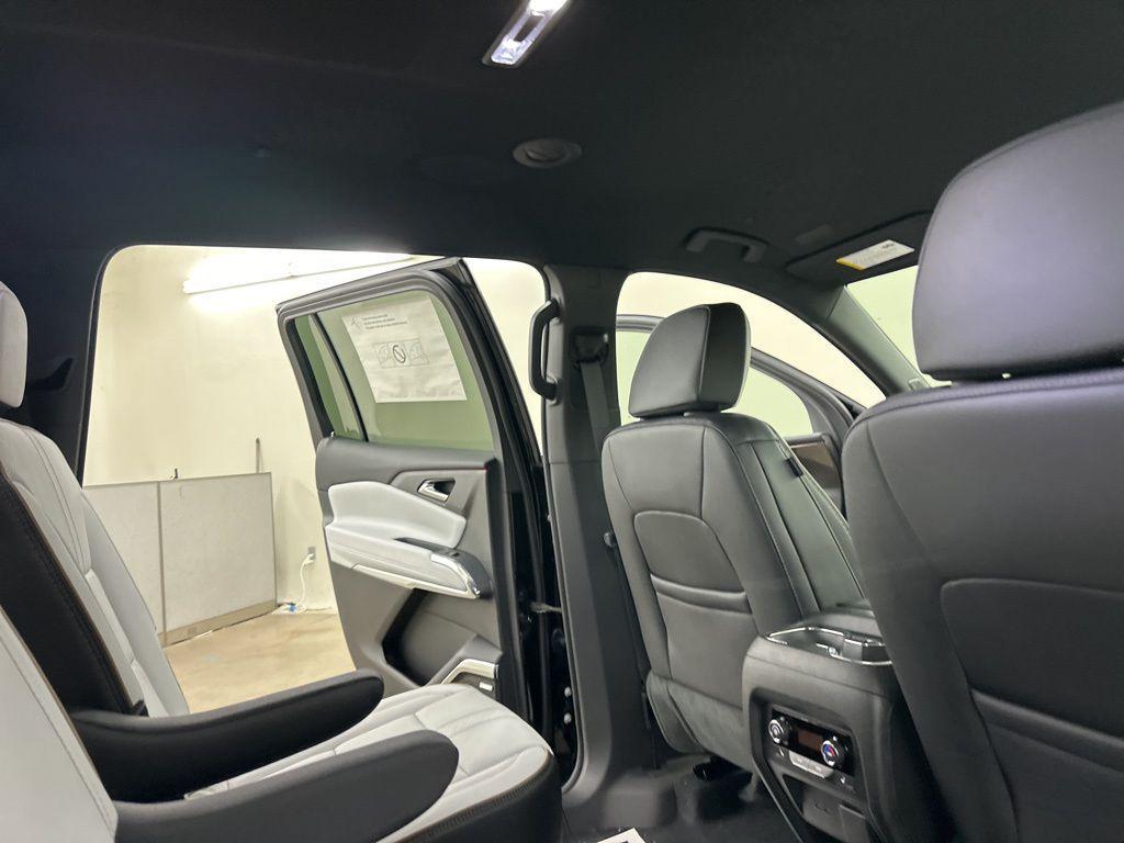 new 2026 Chevrolet Traverse car, priced at $56,369