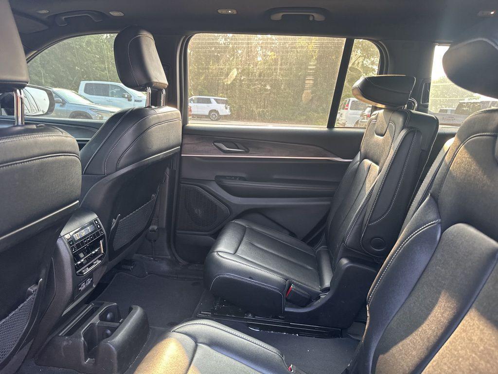 used 2024 Jeep Grand Cherokee L car, priced at $38,999