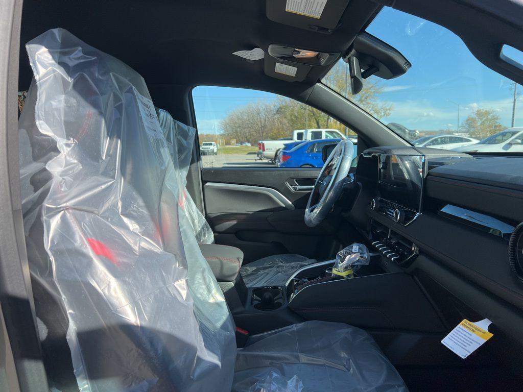 new 2026 Chevrolet Colorado car, priced at $45,218