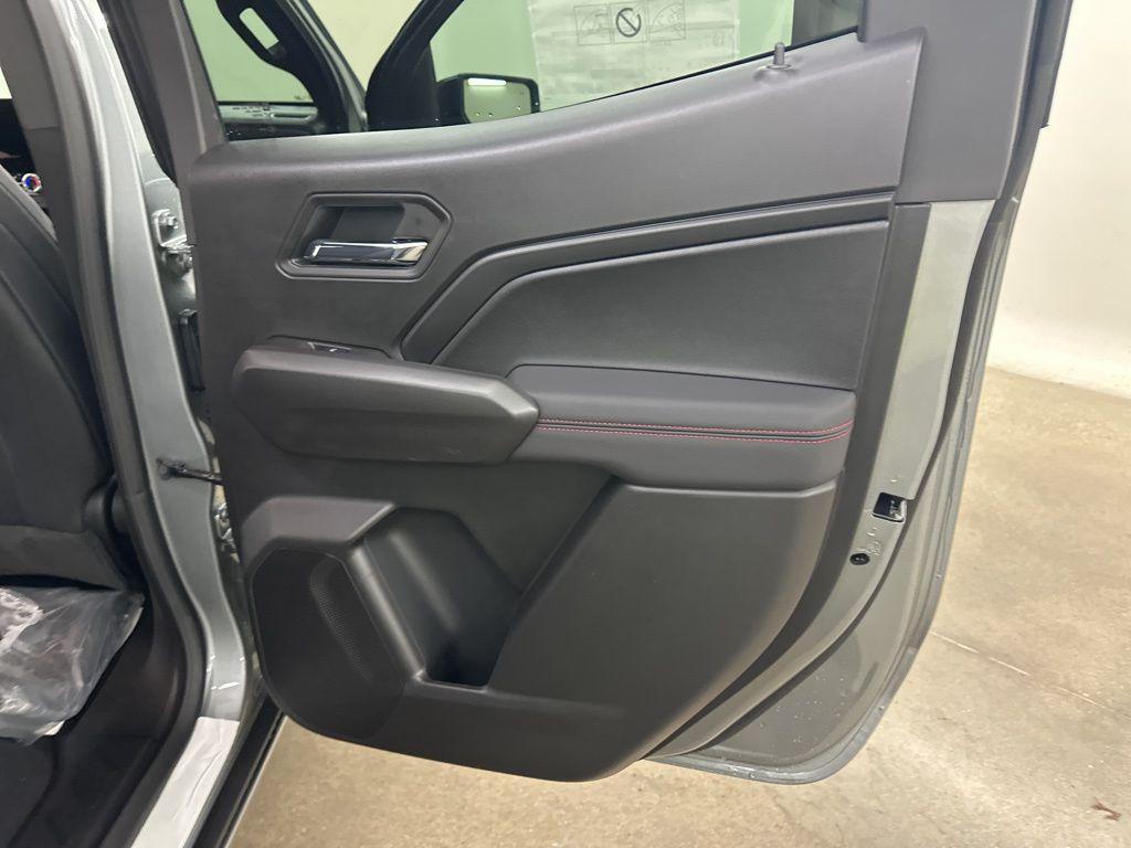 new 2026 Chevrolet Colorado car, priced at $43,718