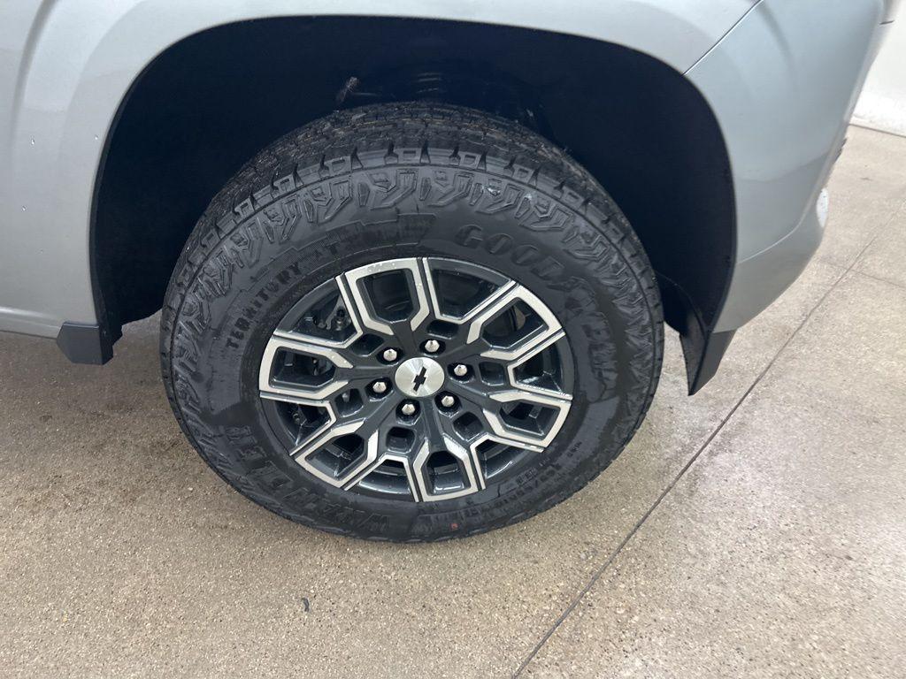 new 2026 Chevrolet Colorado car, priced at $43,718