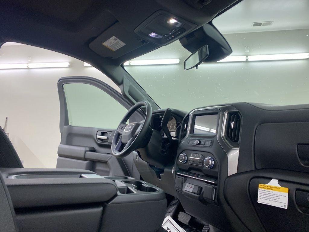 new 2024 GMC Sierra 1500 car, priced at $41,649
