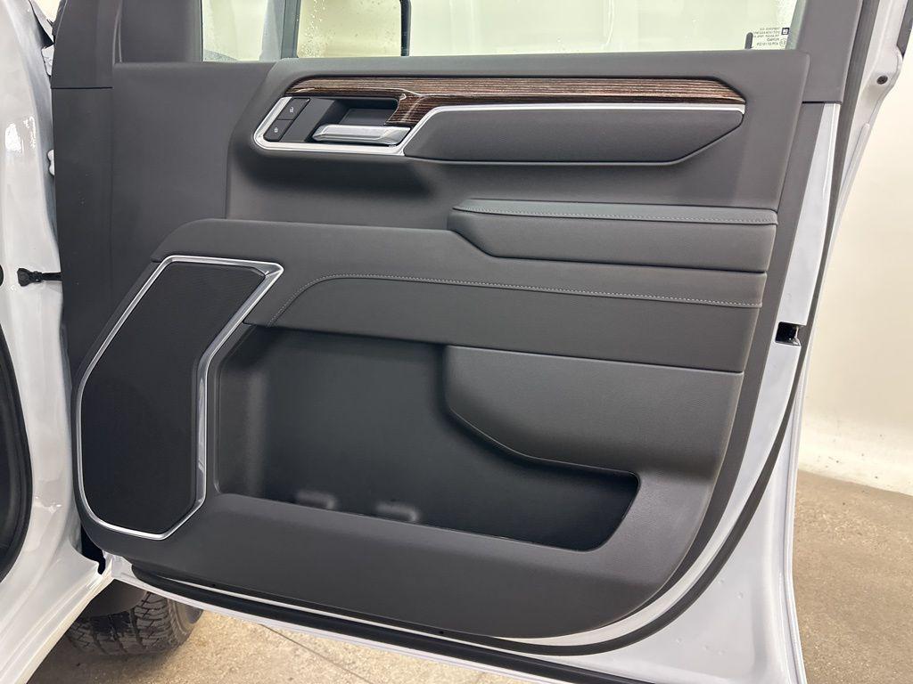 new 2026 GMC Sierra 2500 car, priced at $56,999