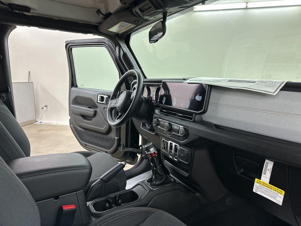 new 2025 Jeep Wrangler car, priced at $32,682