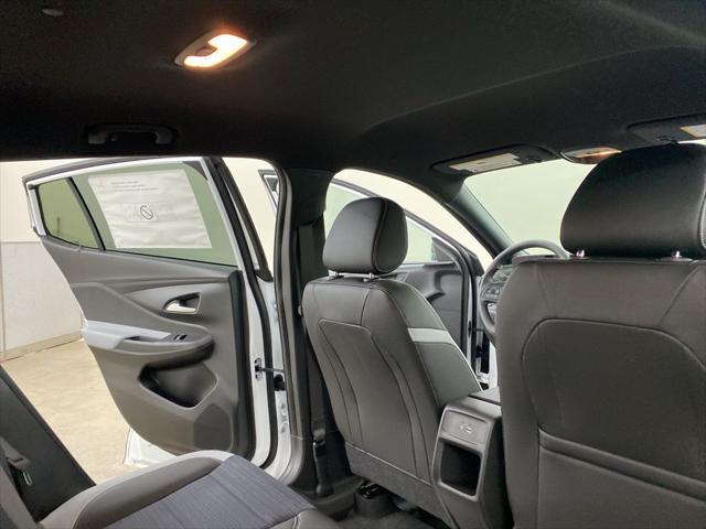 new 2025 Buick Envista car, priced at $22,845