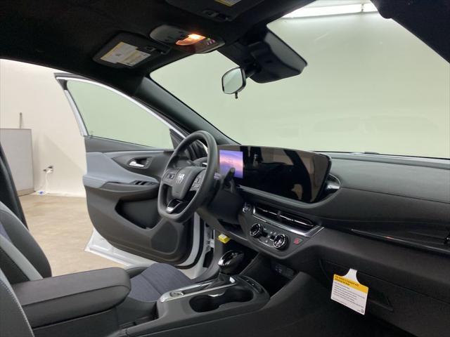 new 2025 Buick Envista car, priced at $22,845