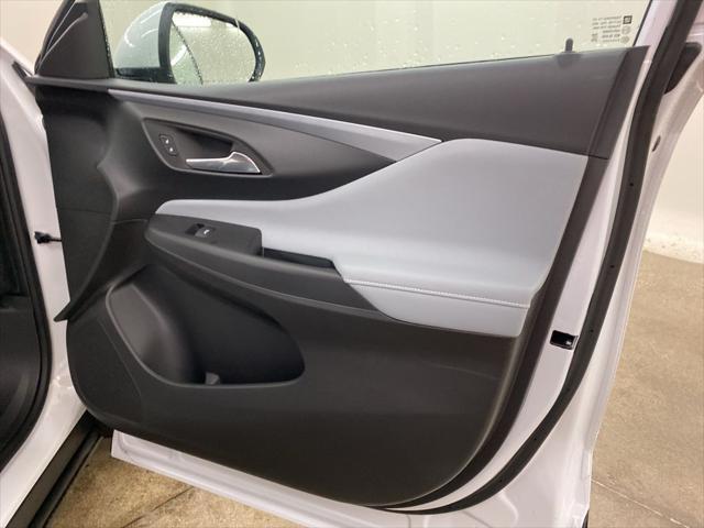 new 2025 Buick Envista car, priced at $22,845