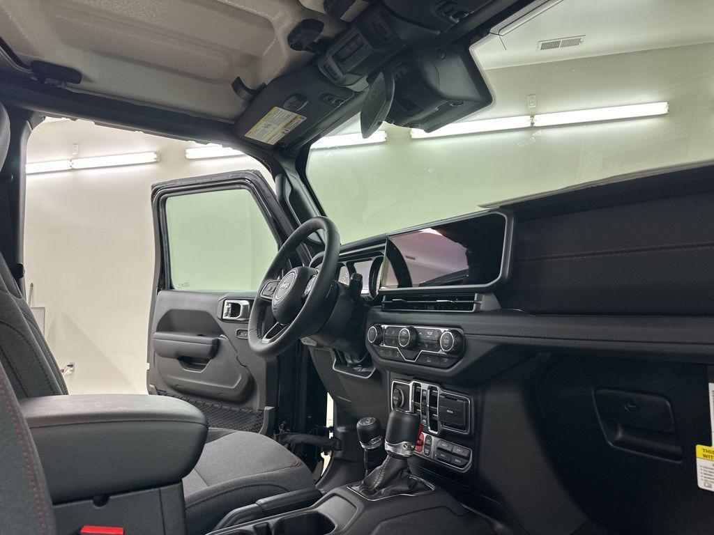 new 2025 Jeep Gladiator car, priced at $47,510