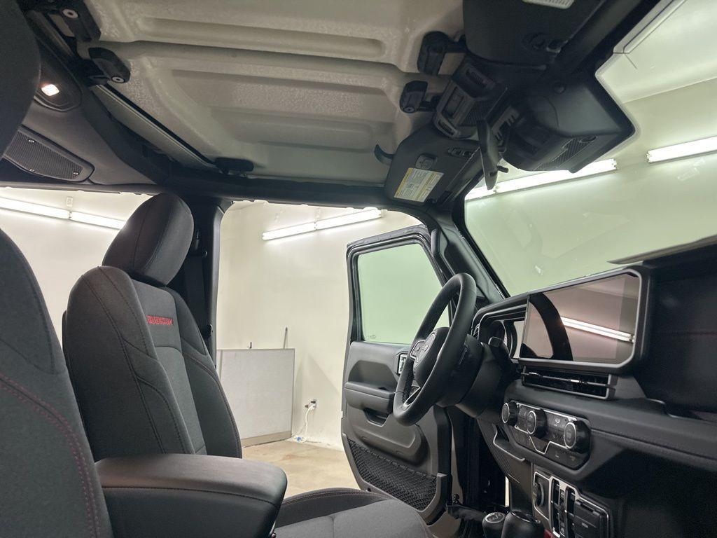 new 2025 Jeep Gladiator car, priced at $47,510