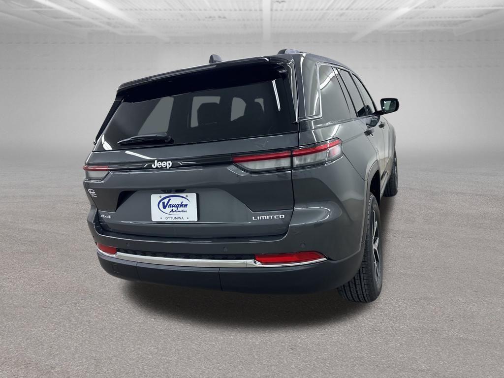 new 2025 Jeep Grand Cherokee car, priced at $42,245
