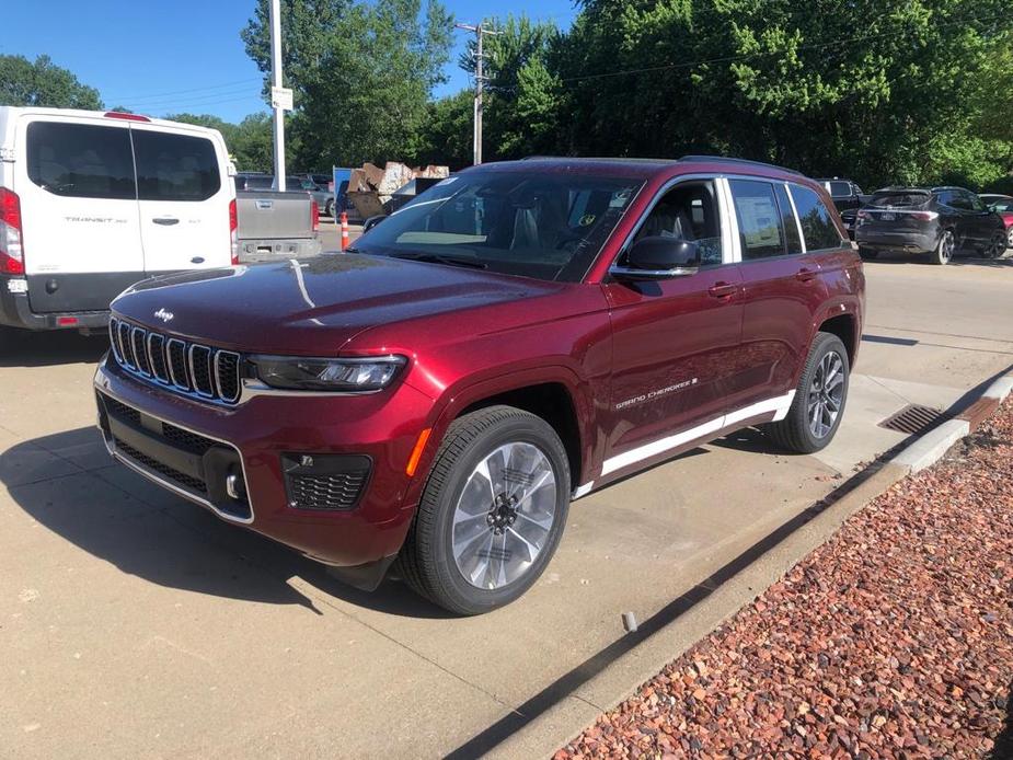 new 2024 Jeep Grand Cherokee car, priced at $55,386