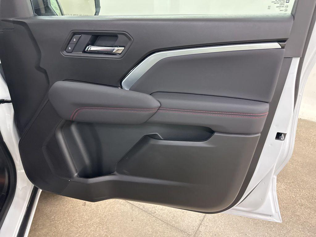 new 2026 Chevrolet Colorado car, priced at $42,428