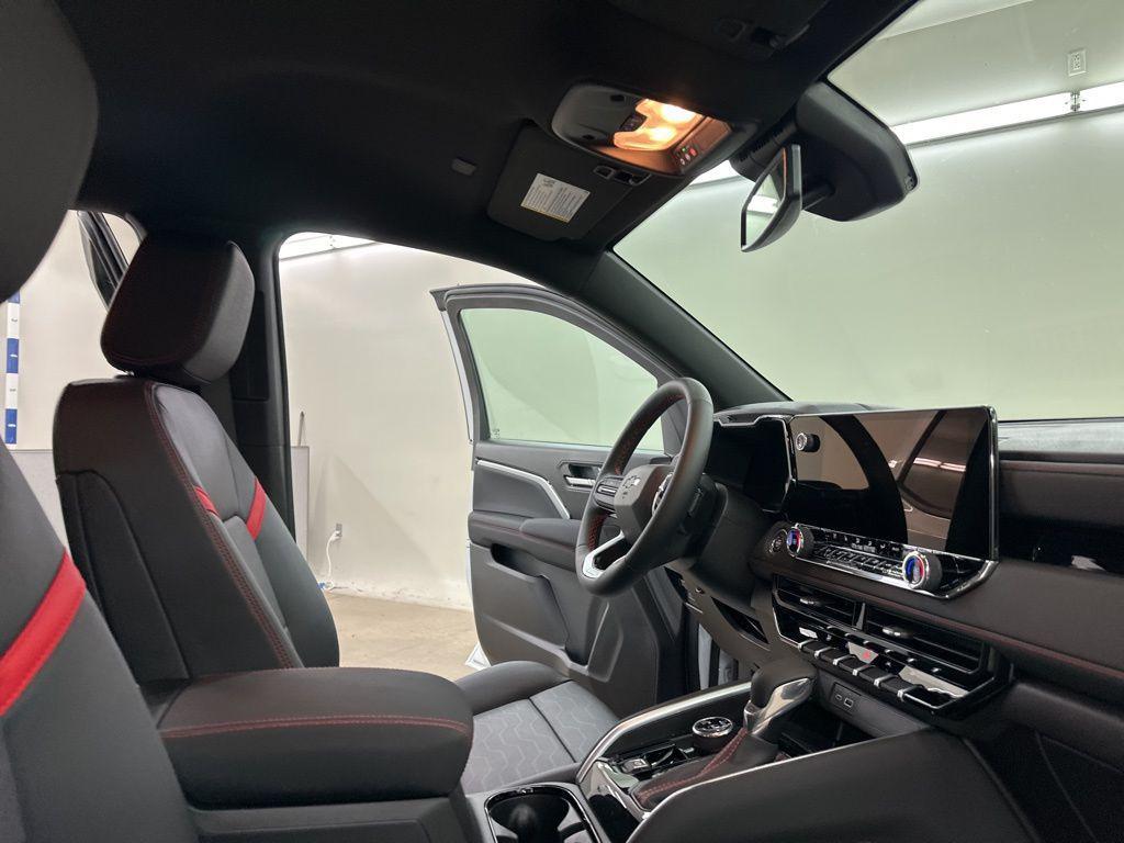 new 2026 Chevrolet Colorado car, priced at $42,428