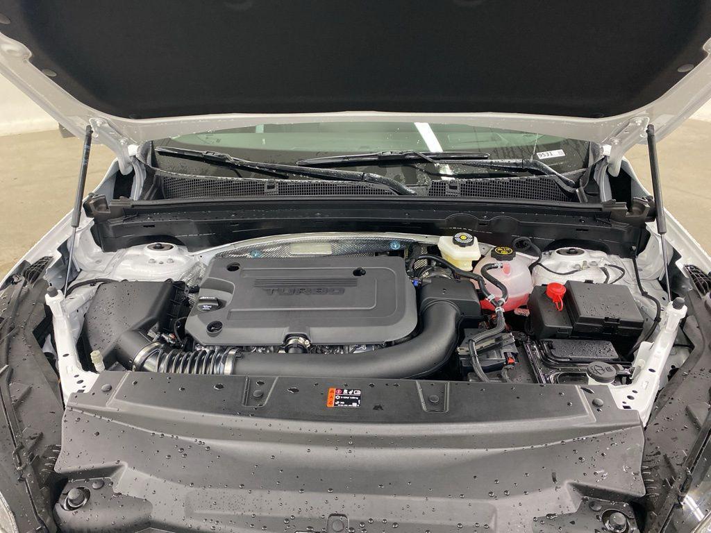 new 2025 Buick Envision car, priced at $36,242