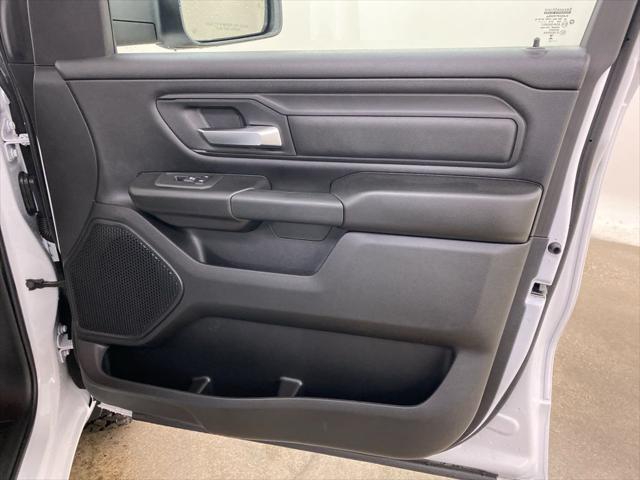 new 2025 Ram 1500 car, priced at $48,686