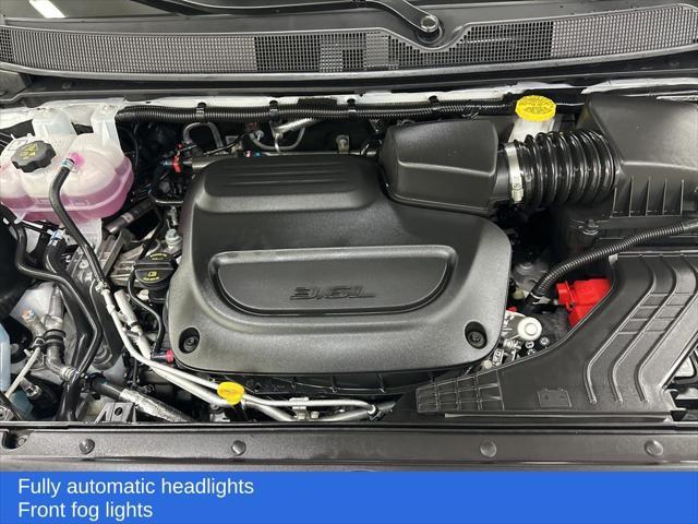 used 2025 Chrysler Pacifica car, priced at $39,999