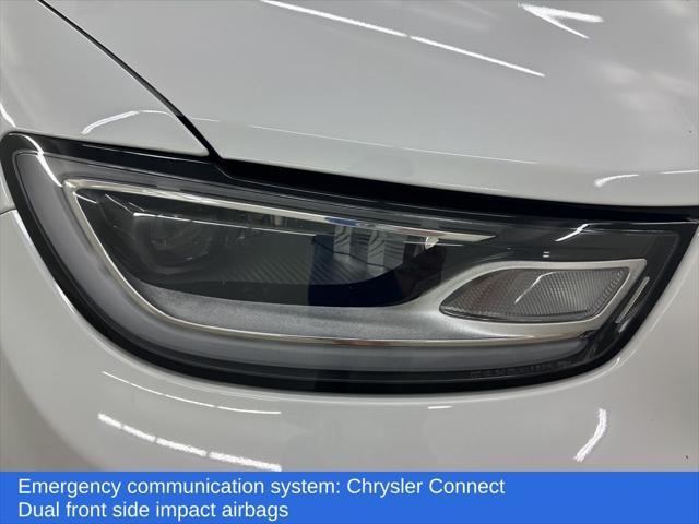 used 2025 Chrysler Pacifica car, priced at $39,999