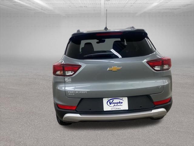 new 2025 Chevrolet TrailBlazer car, priced at $27,434