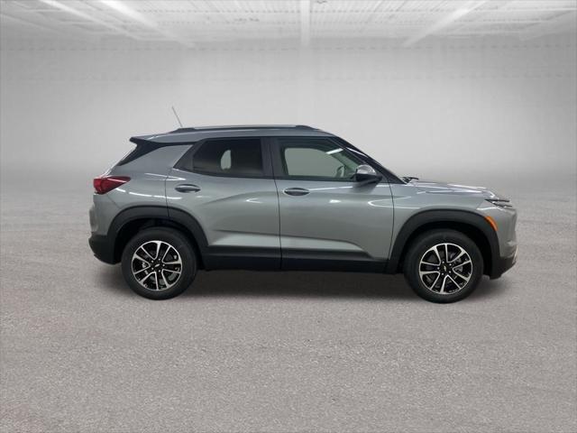 new 2025 Chevrolet TrailBlazer car, priced at $27,434