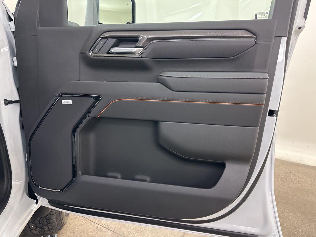 new 2025 GMC Sierra 3500 car, priced at $81,615