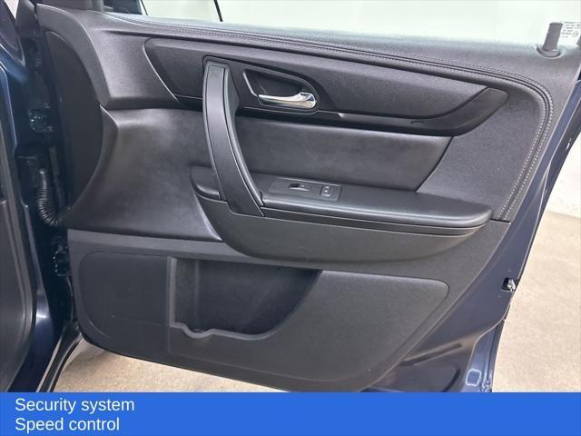 used 2015 Chevrolet Traverse car, priced at $8,799