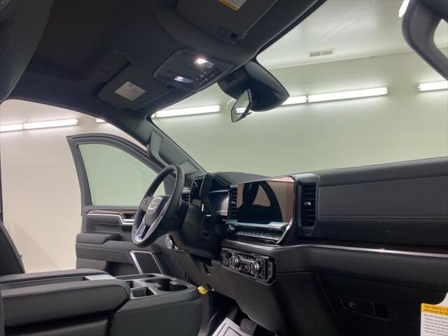 new 2025 GMC Sierra 1500 car, priced at $47,605
