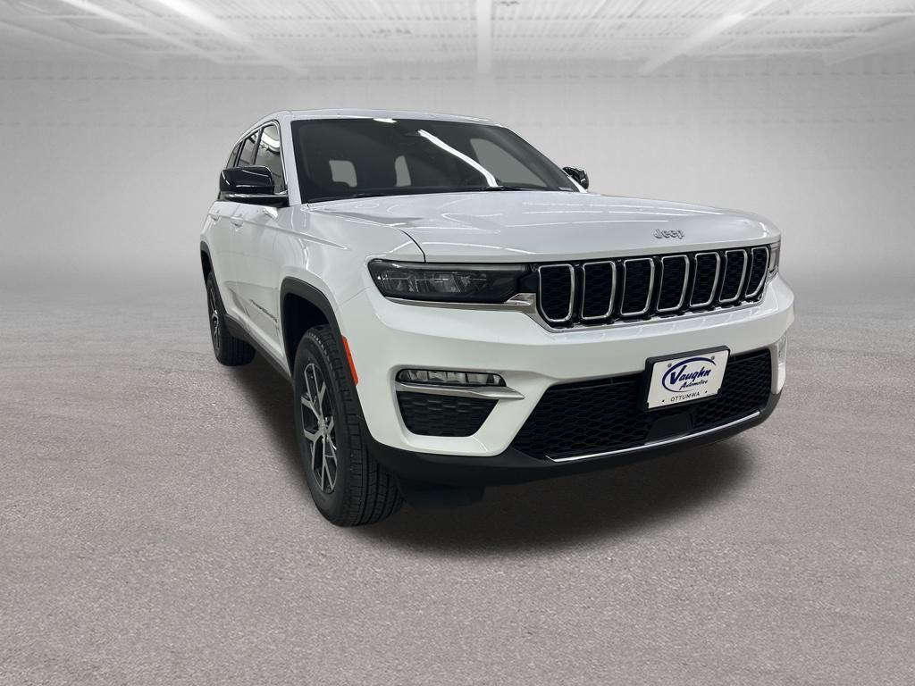 new 2025 Jeep Grand Cherokee car, priced at $41,650