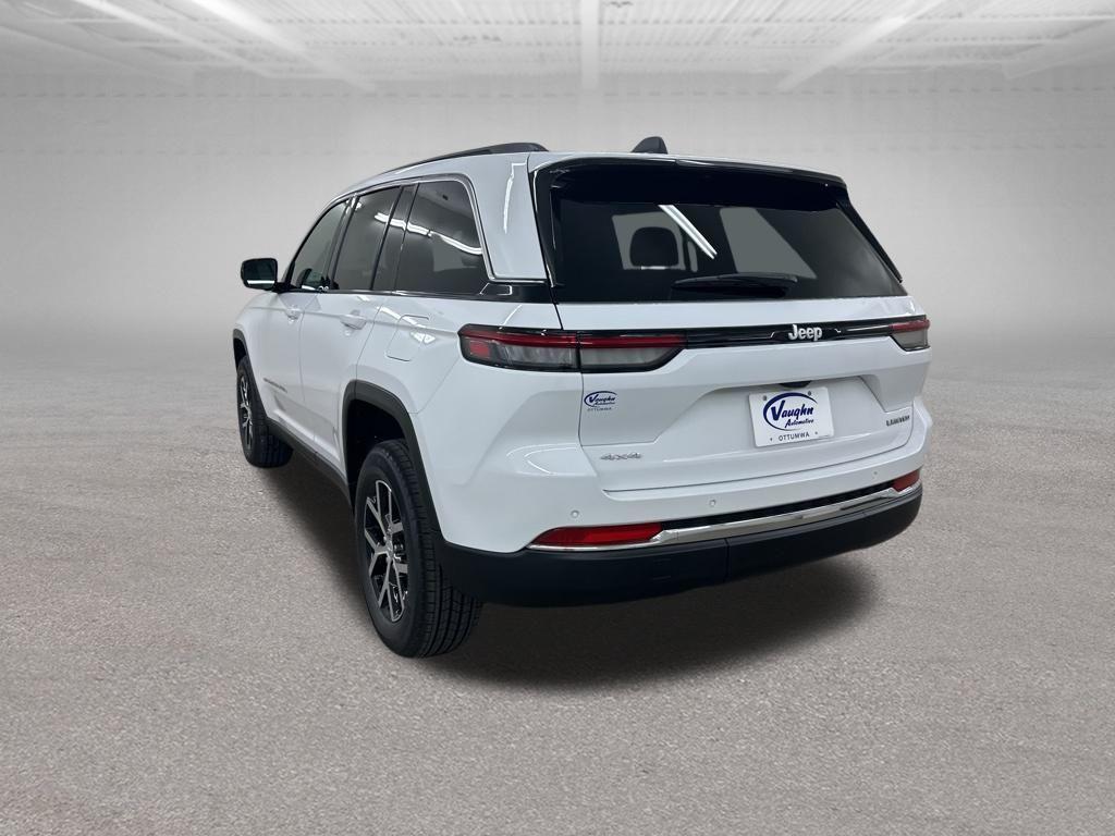 new 2025 Jeep Grand Cherokee car, priced at $41,650