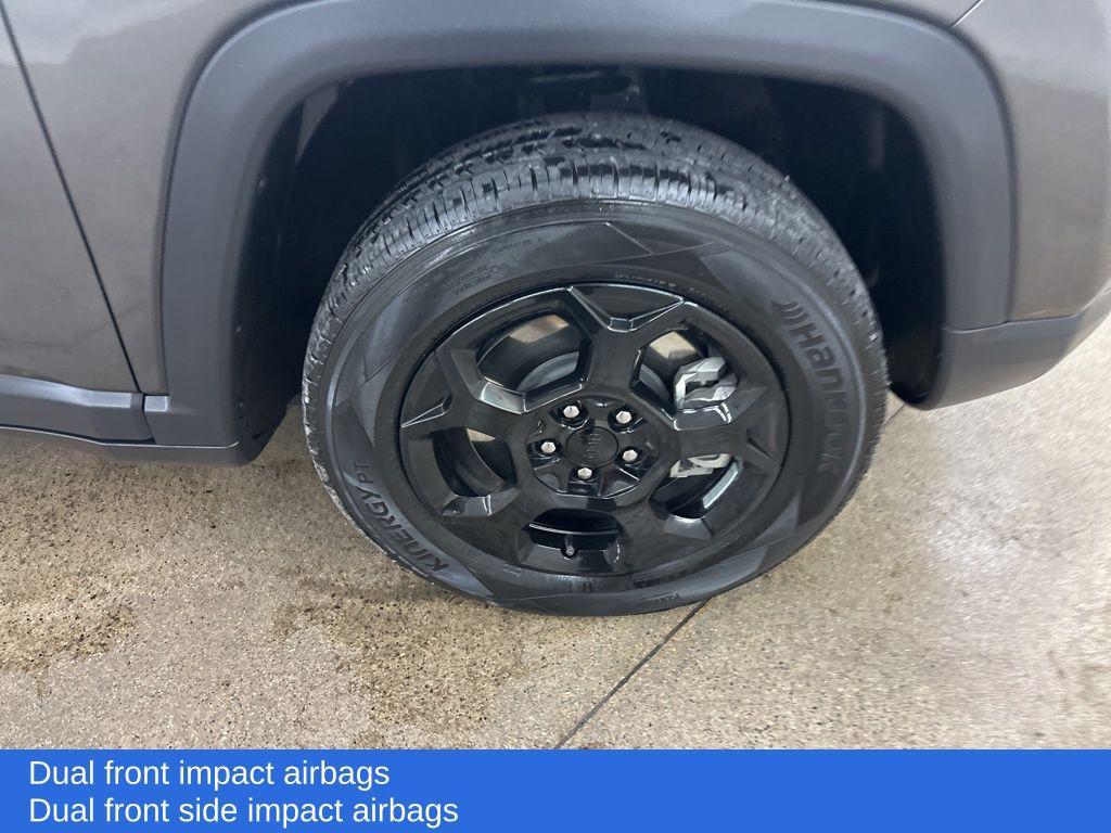 used 2023 Jeep Compass car, priced at $22,399