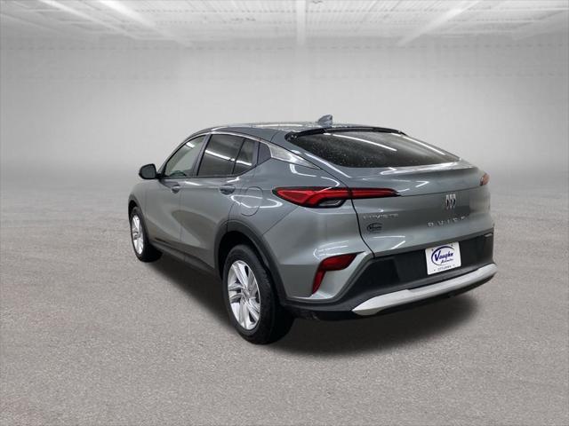 new 2025 Buick Envista car, priced at $25,525