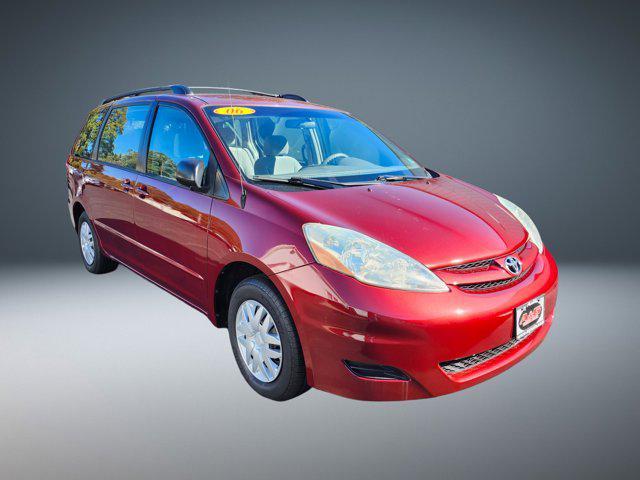 used 2006 Toyota Sienna car, priced at $8,998