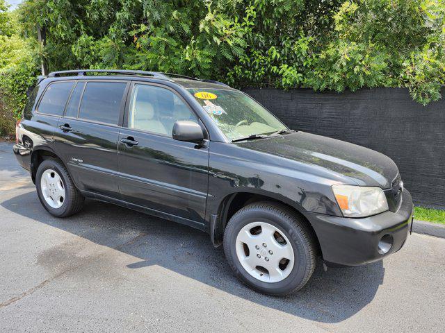 used 2006 Toyota Highlander car, priced at $8,995